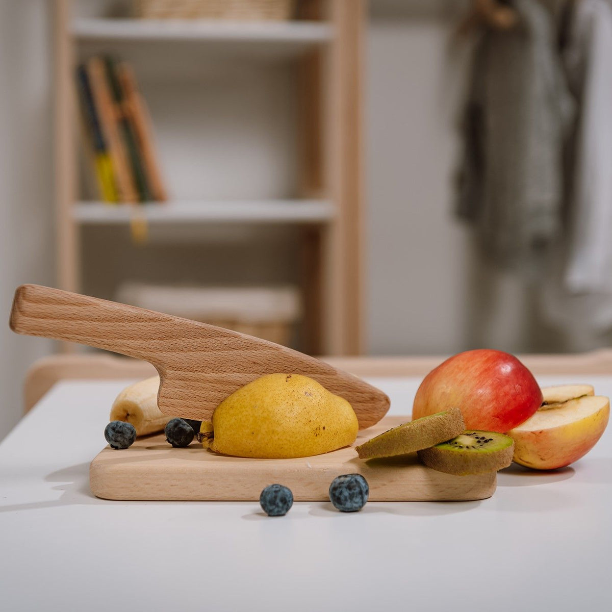 Cuisine en bois Montessori – BellyStar